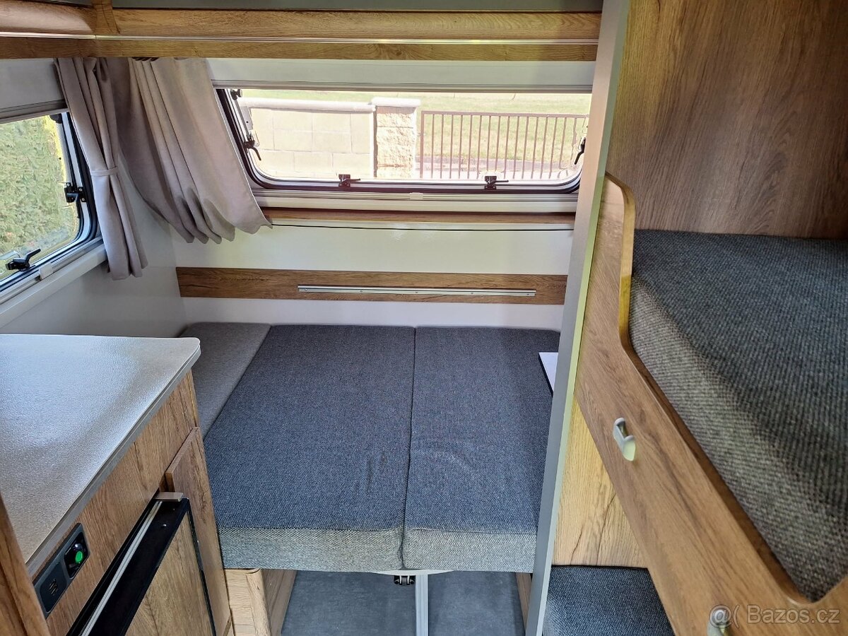 Karavan Niewiadów NEW SPORT 4 - 7