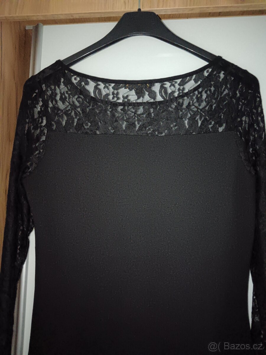 Dámské černé šaty. - 7