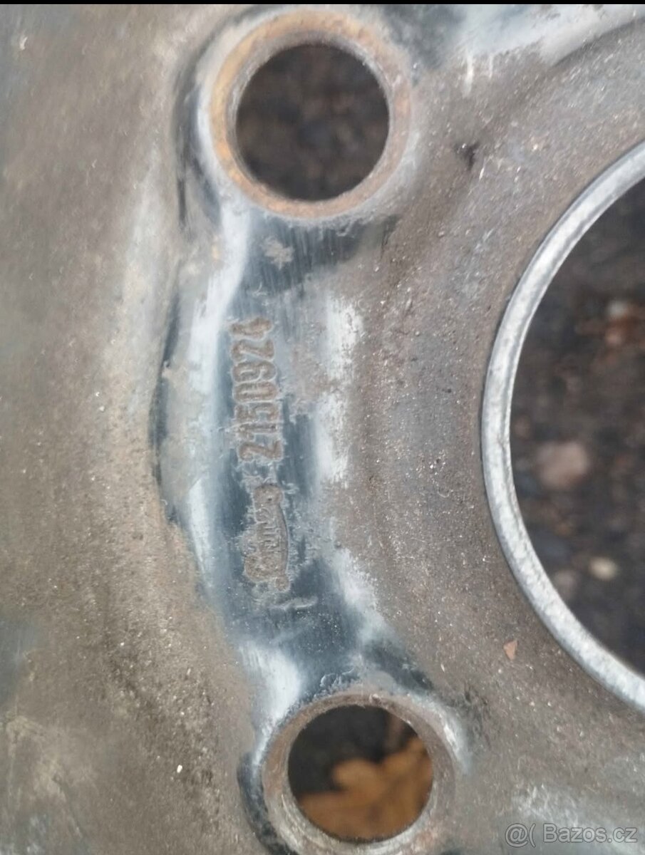 Rezerva s zimní pneu 195/65/15 od Audi - 7