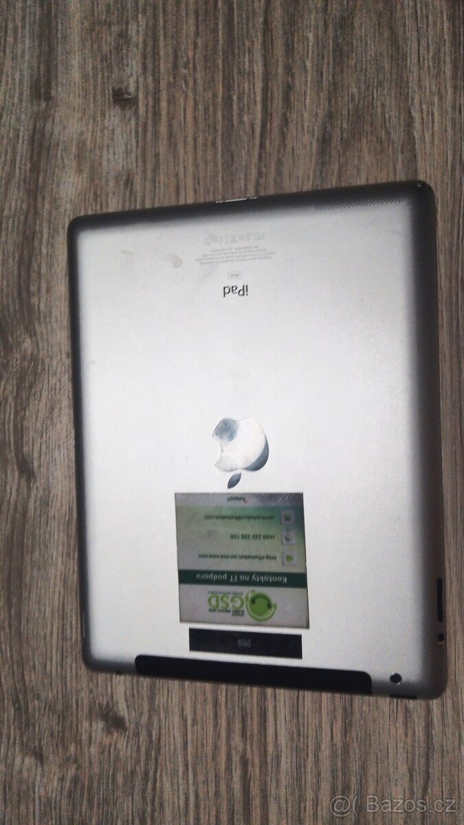 Apple iPad 16 GB - 7