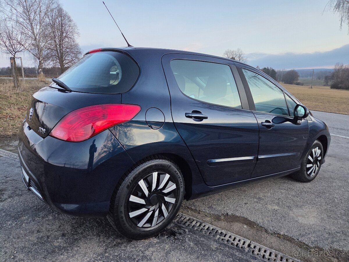 Peugeot 308 - BENZÍN 1.4 - 2010 - 151tis/KM - 7