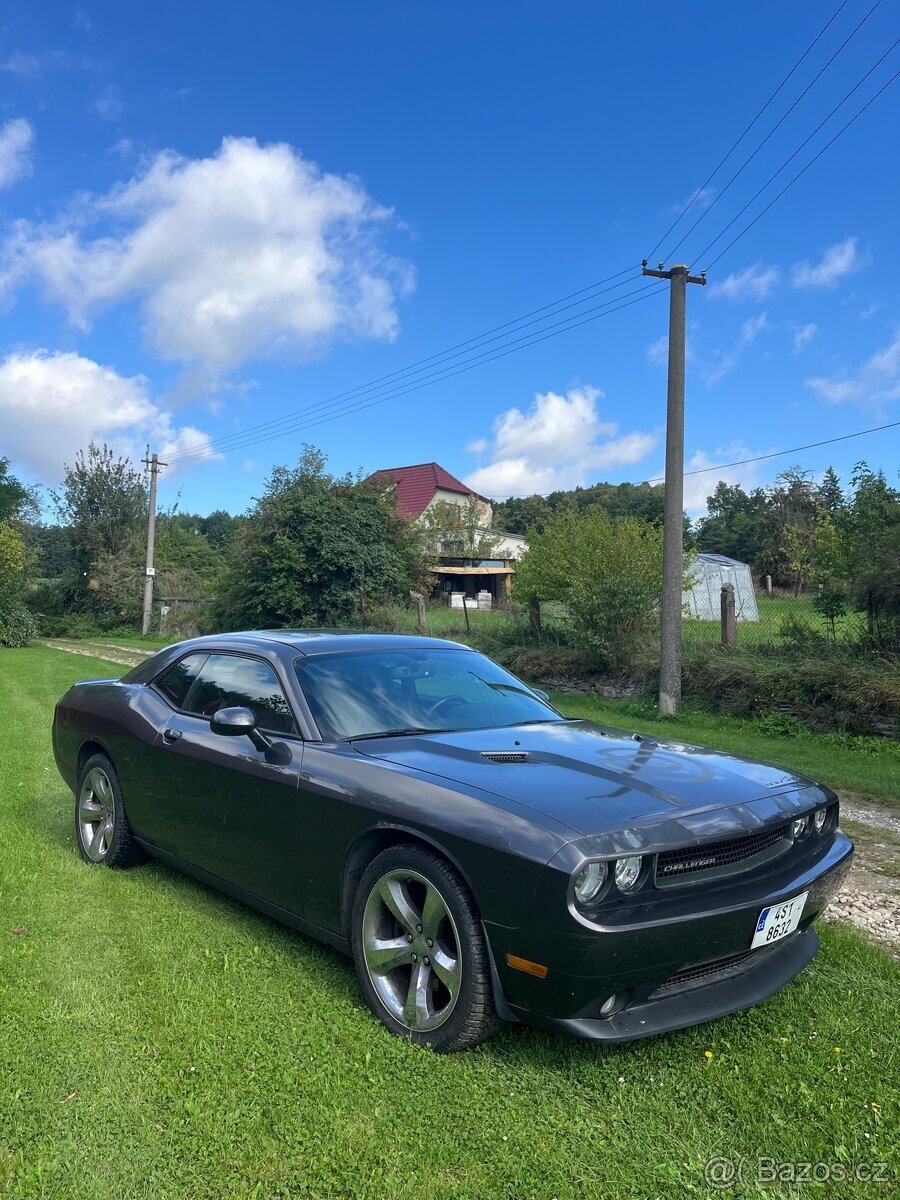 PRODÁM DODGE CHALLENGER 3.6, NOVÝ V ČR - 7