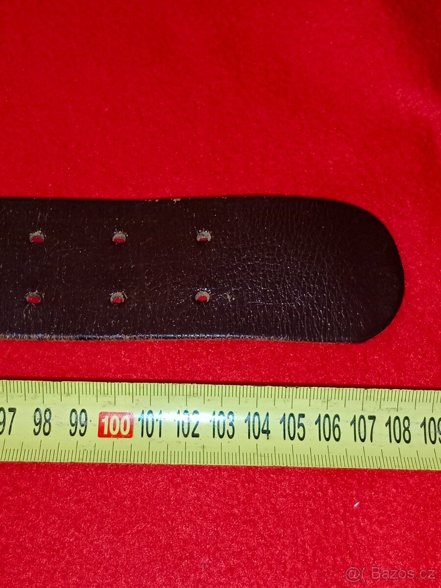 Kožená taška, opasky 2 ks a pouzdro na zbraň zn. LOBO - 7