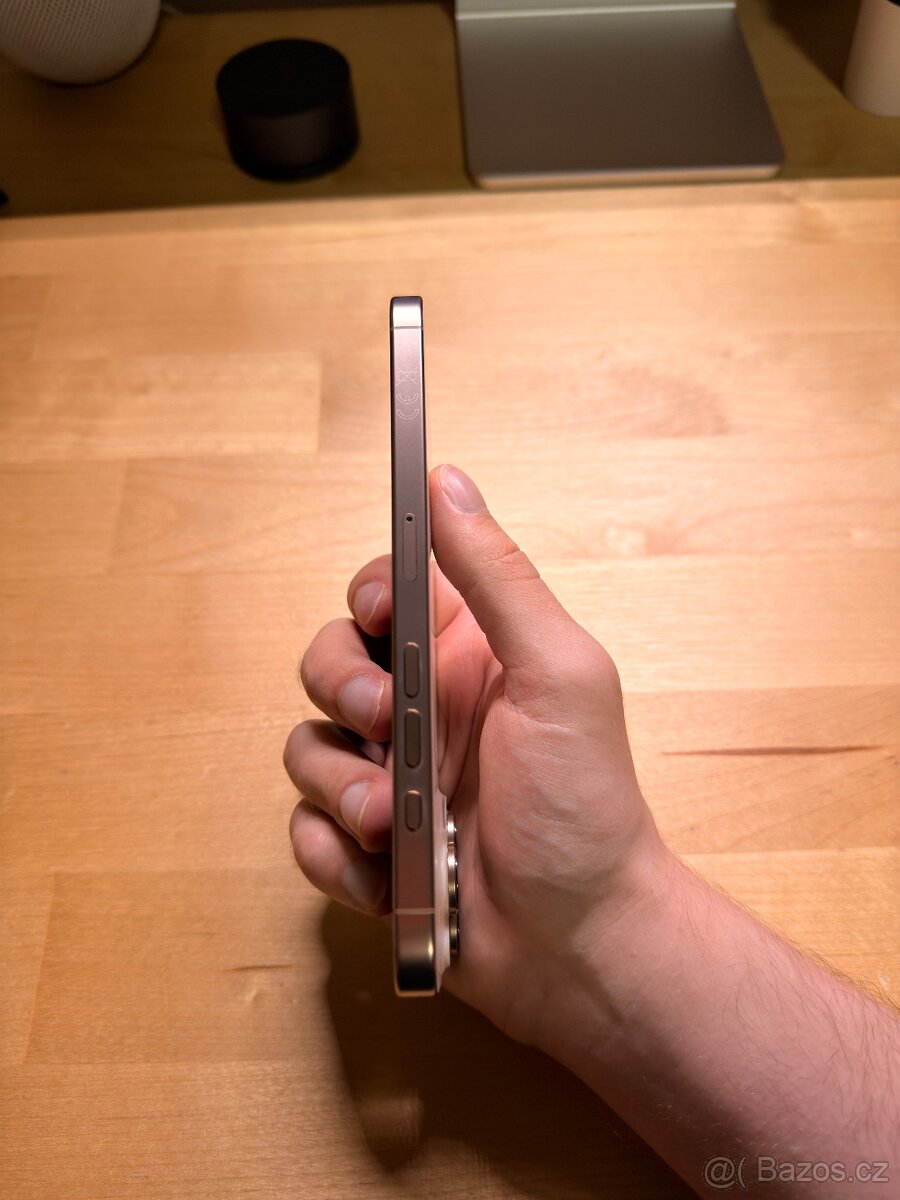 iPhone 16 Pro Max — 256 GB, Pouštní titan | Perfektní stav - 7
