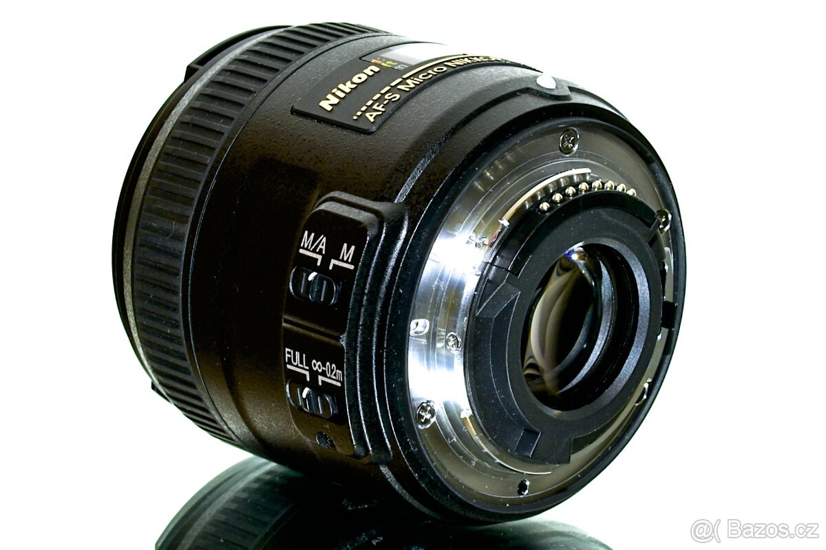 Nikon 40 mm f/2,8 AF-S G DX Micro + Hoya HMC TOP STAV - 7