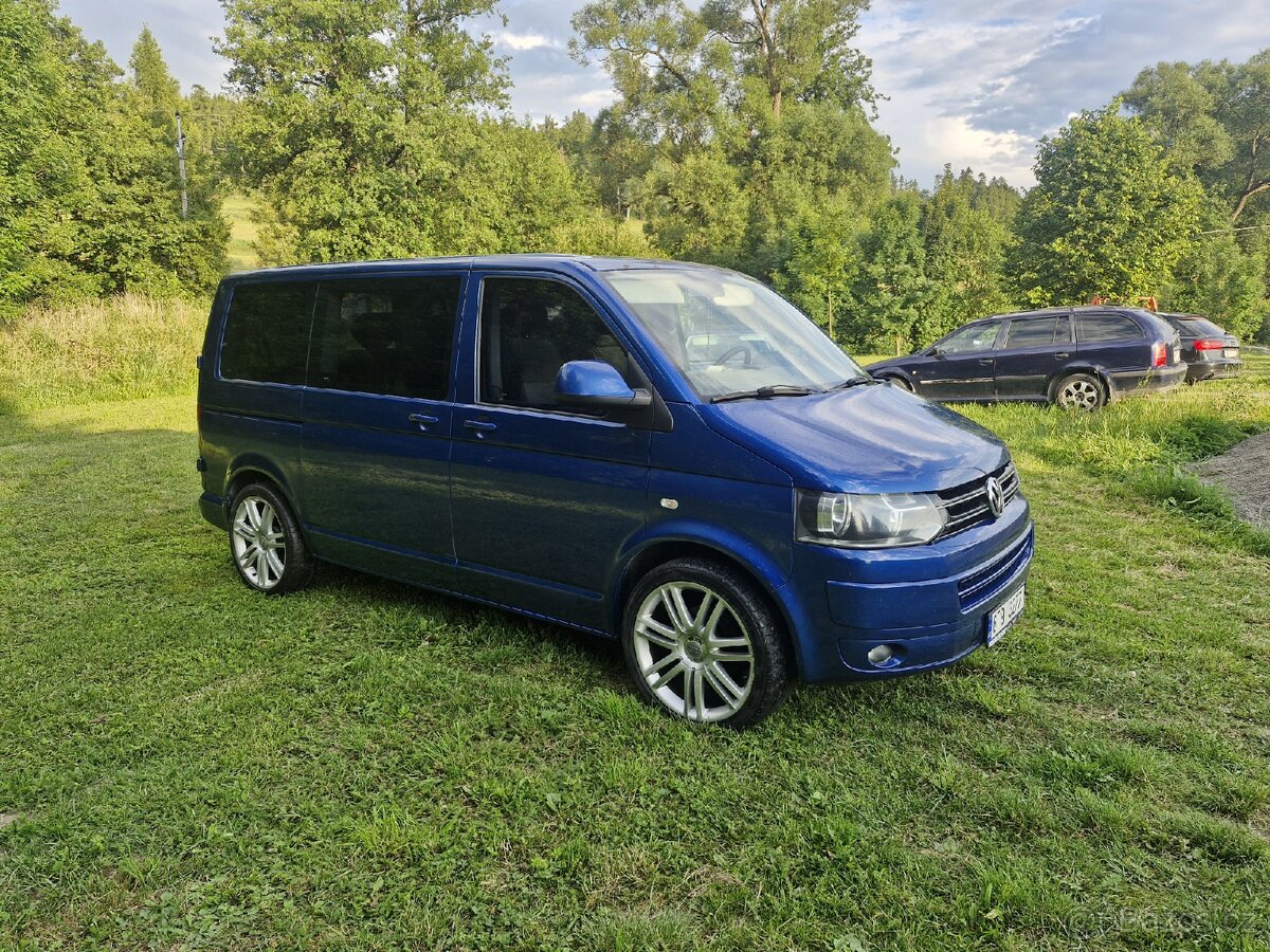 Volkswagen Caravelle - 7