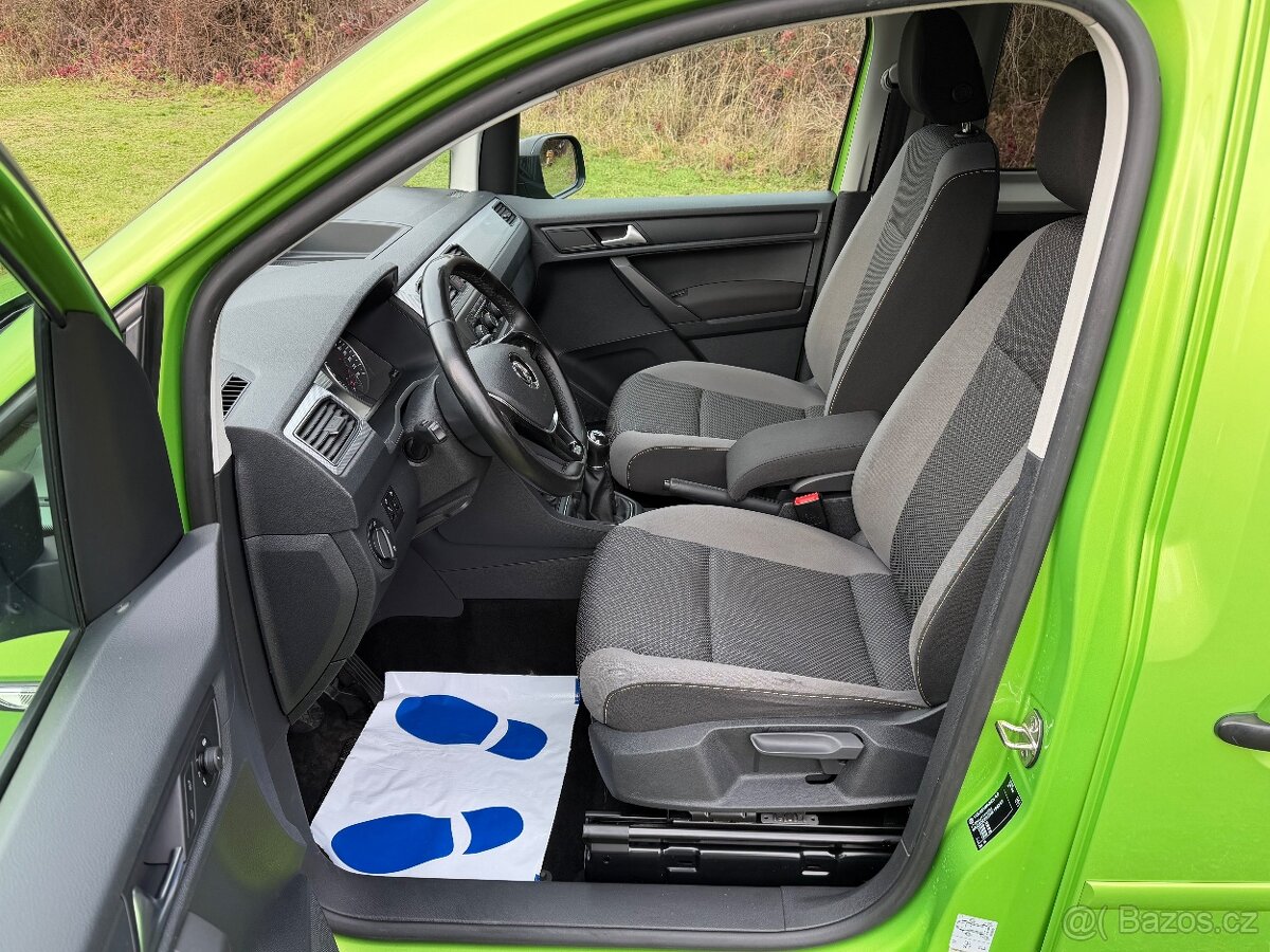 VOLKSWAGEN CADDY 2,0 TDI 4x4 - 90 KW, TOP STAV, TAŽNÉ - 7
