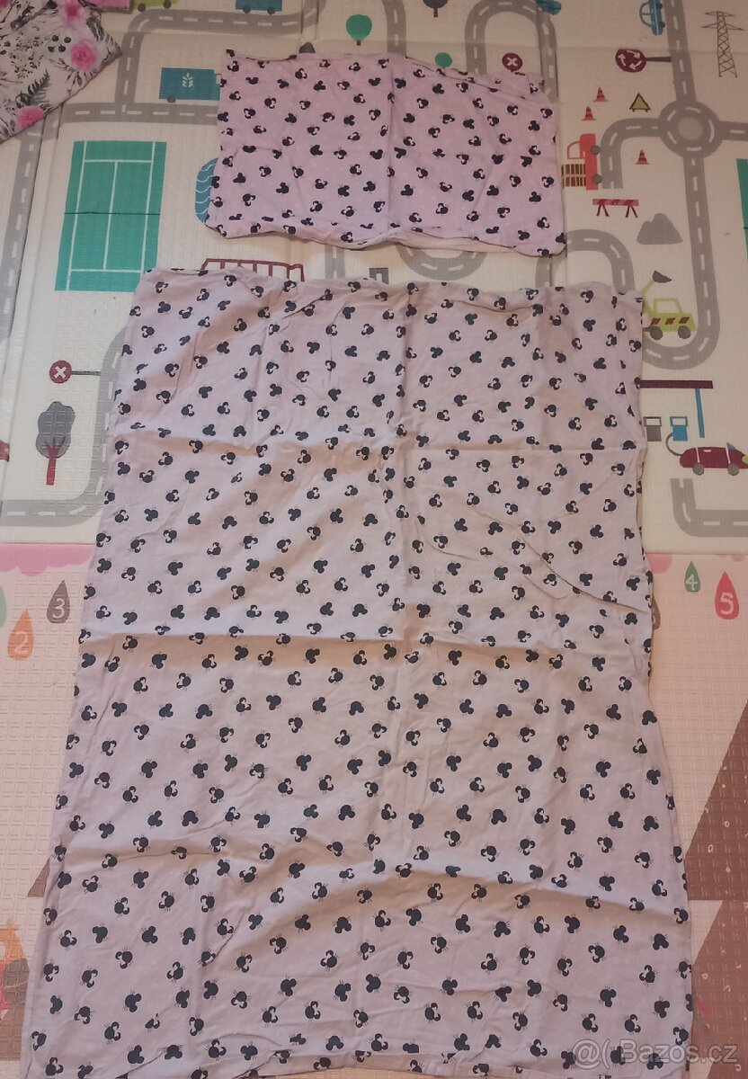 Set do detske postylky: perinka, povleceni, prosteradla - 7