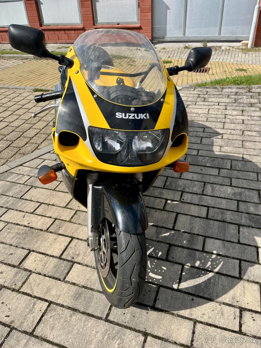Suzuki GSX-R 600 ,ČR nová, první majitel 49.000km - 7
