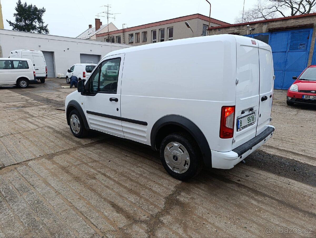 Ford Transit Connect - 7