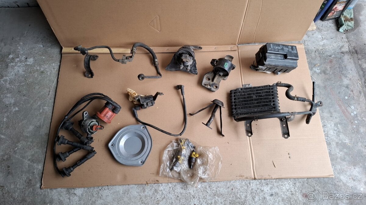 Toyota CarinaE - soubor náhradních dílů - 7