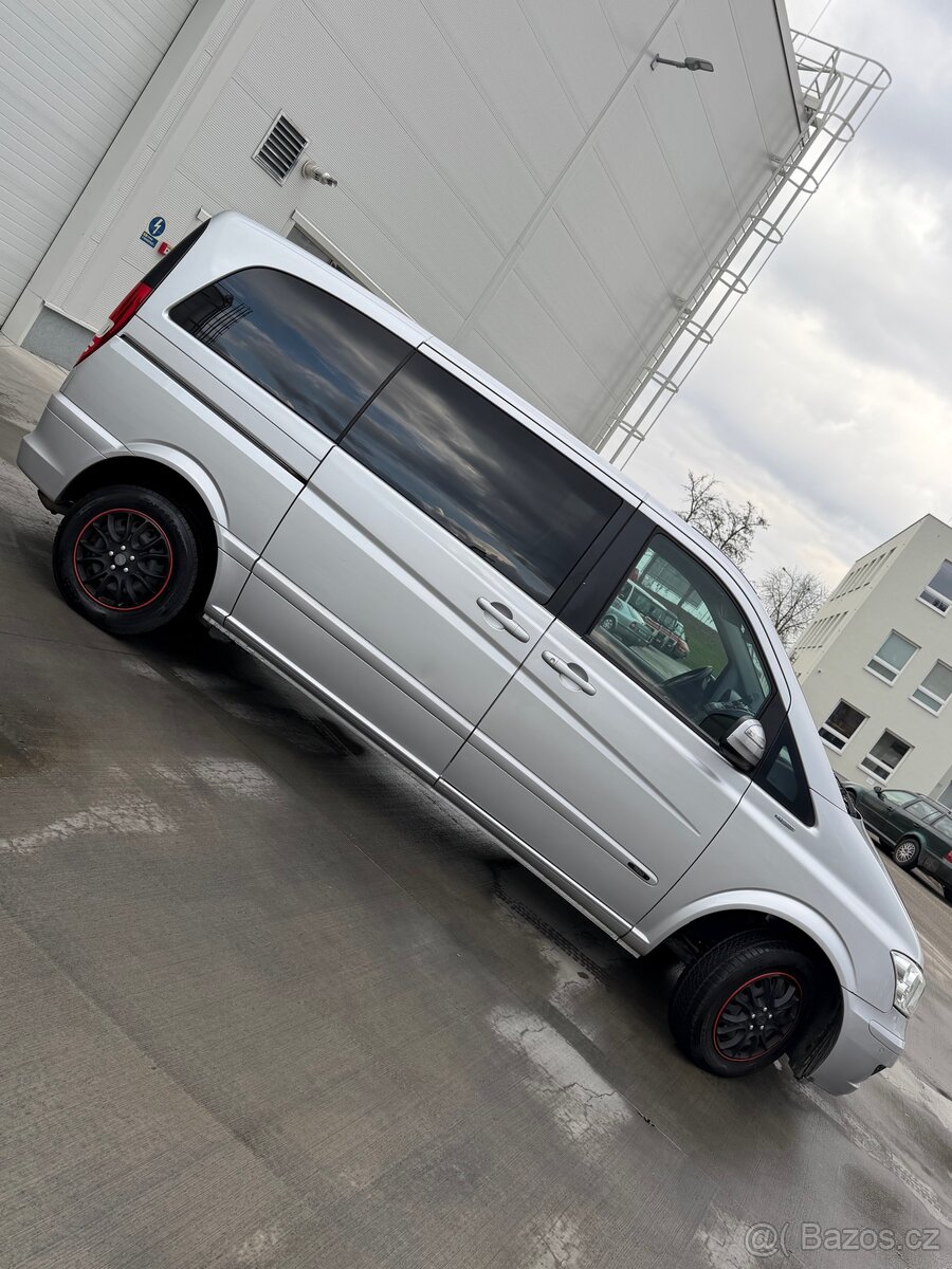 Mercedes-Benz Viano - 7