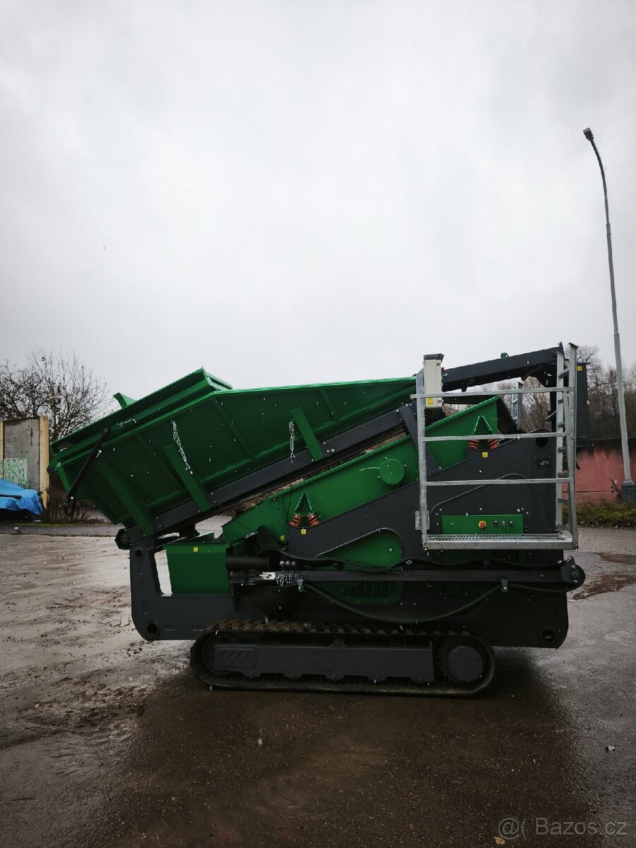 Vibrační třídič Molesorter Crawler 3VD - 7