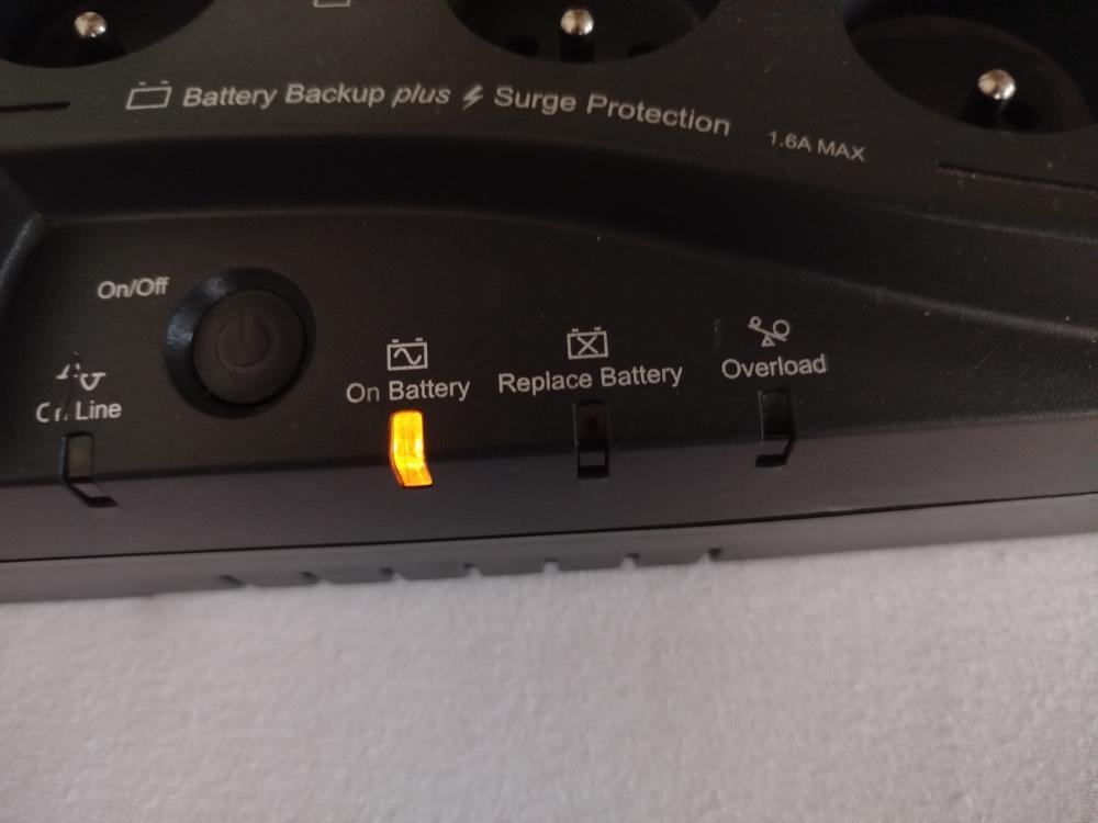 APC CyberFort 350 UPS - 7