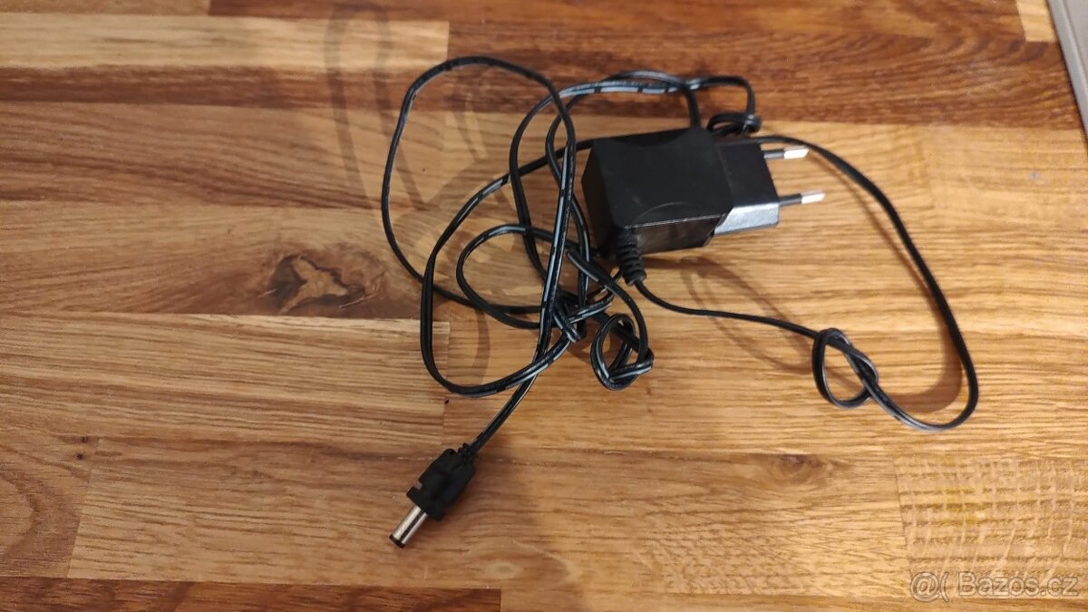 Kuchyňský vysavač ruční Bosch MOVE 14.4 V - 7