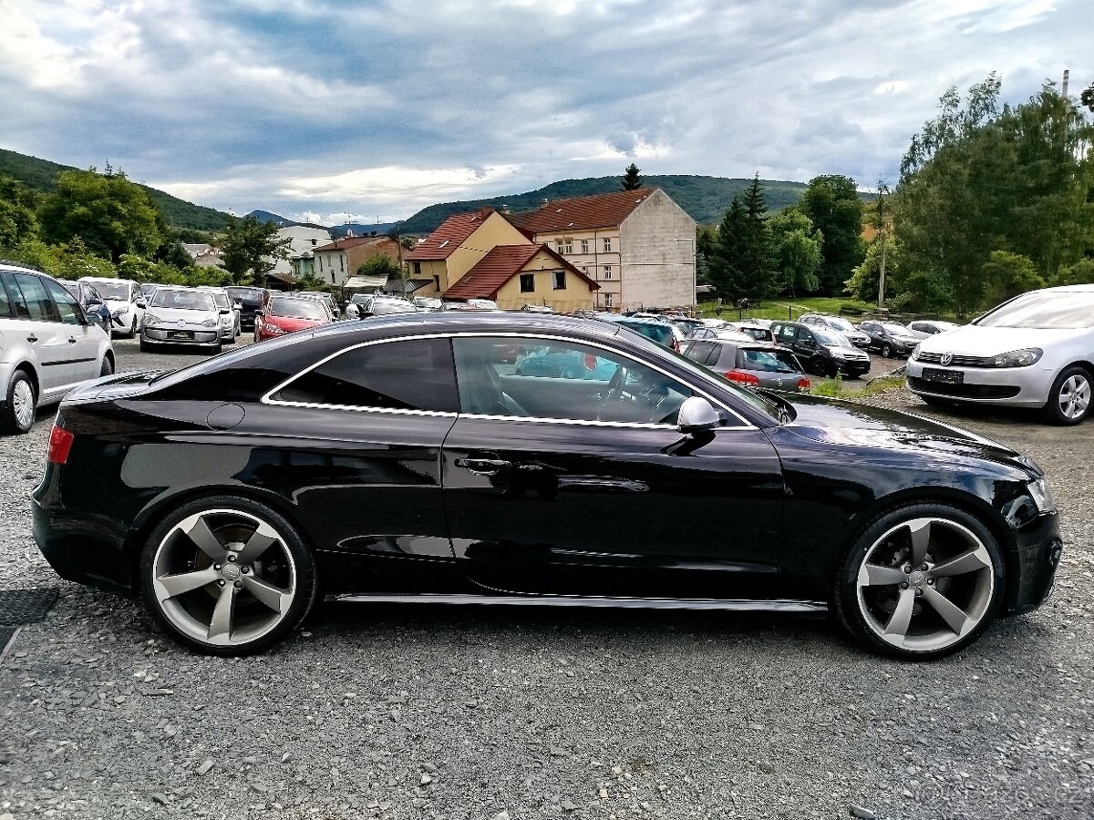 Audi RS5 4.2 FSi V8, 450koní, r.v. 2011 - 7