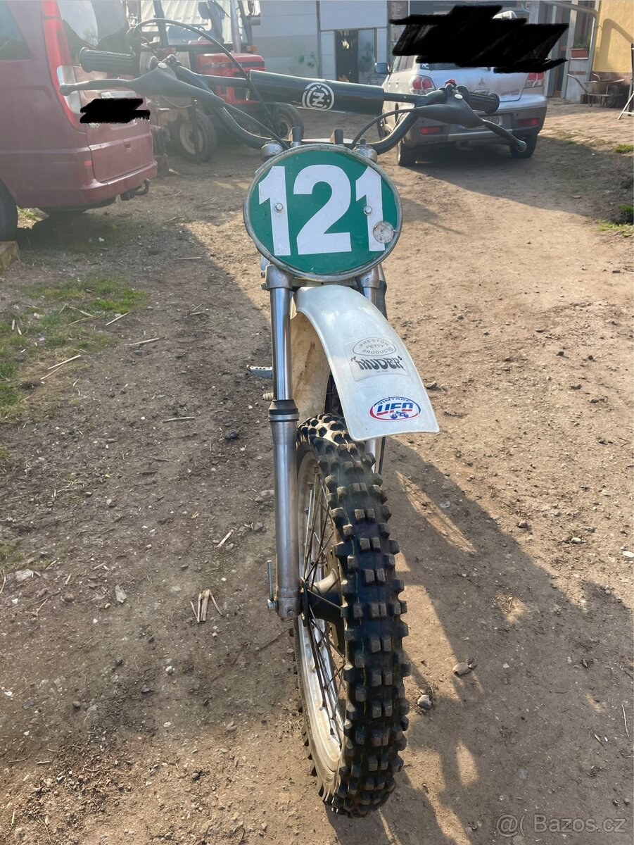 ČZ 250 motorka - 7