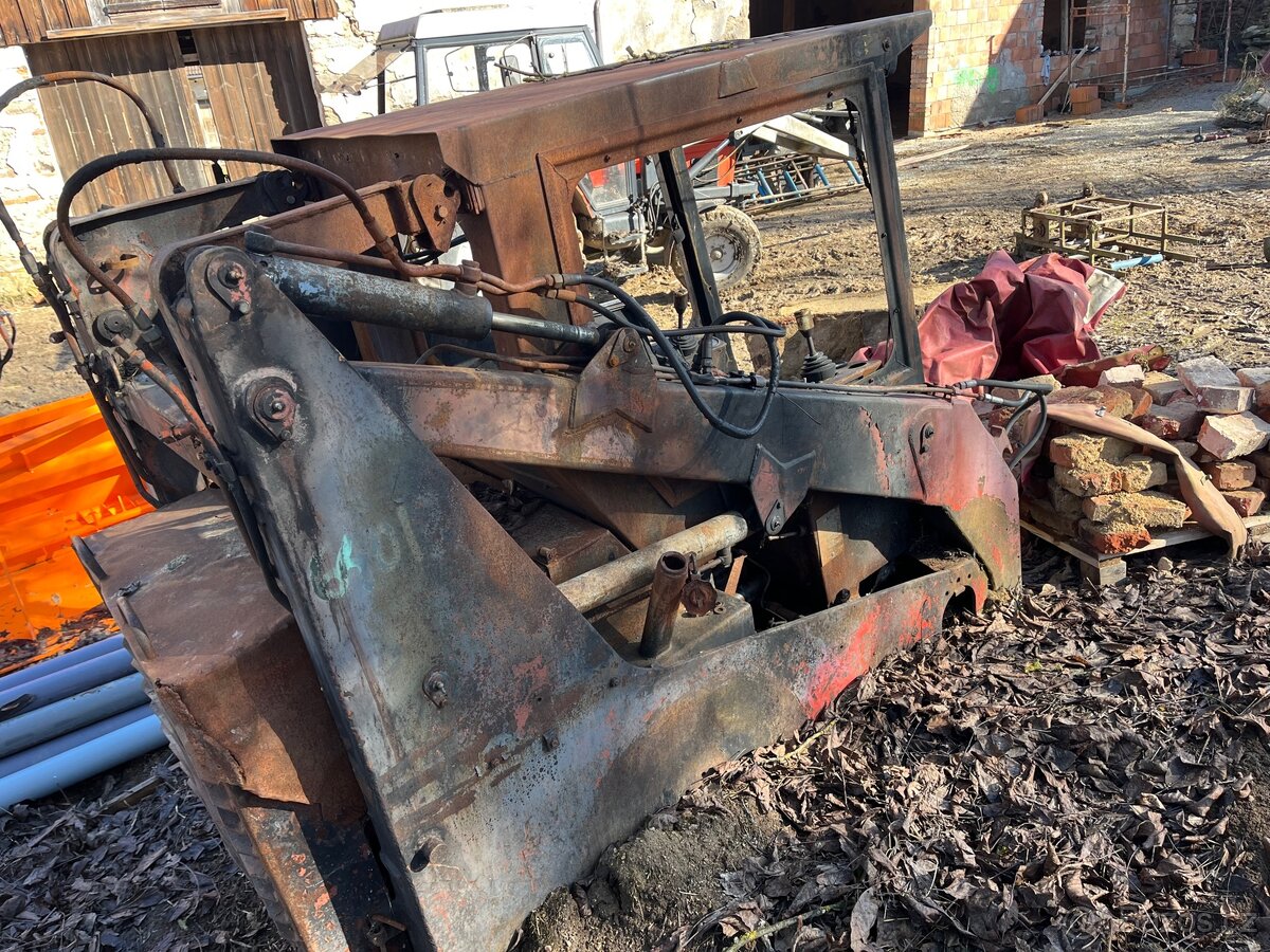 Torzo shořelého UNC - 7