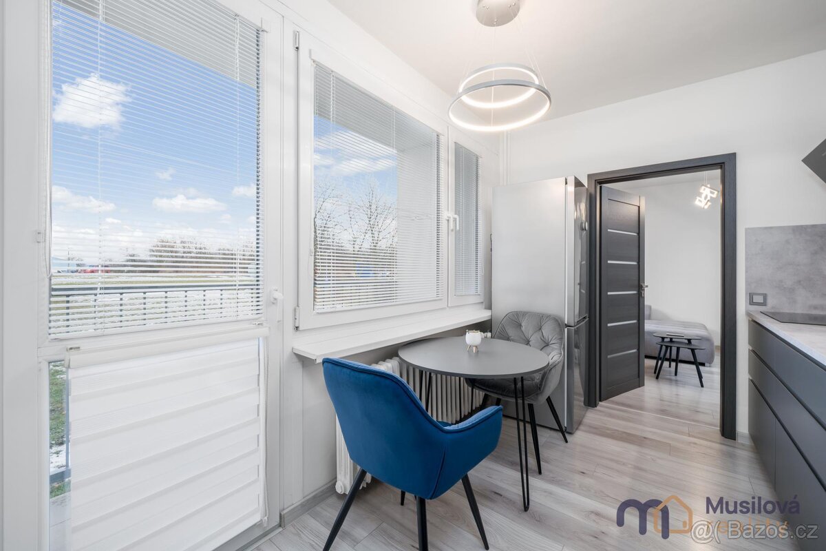 Prodej bytu 3+1 80 m2 - 7