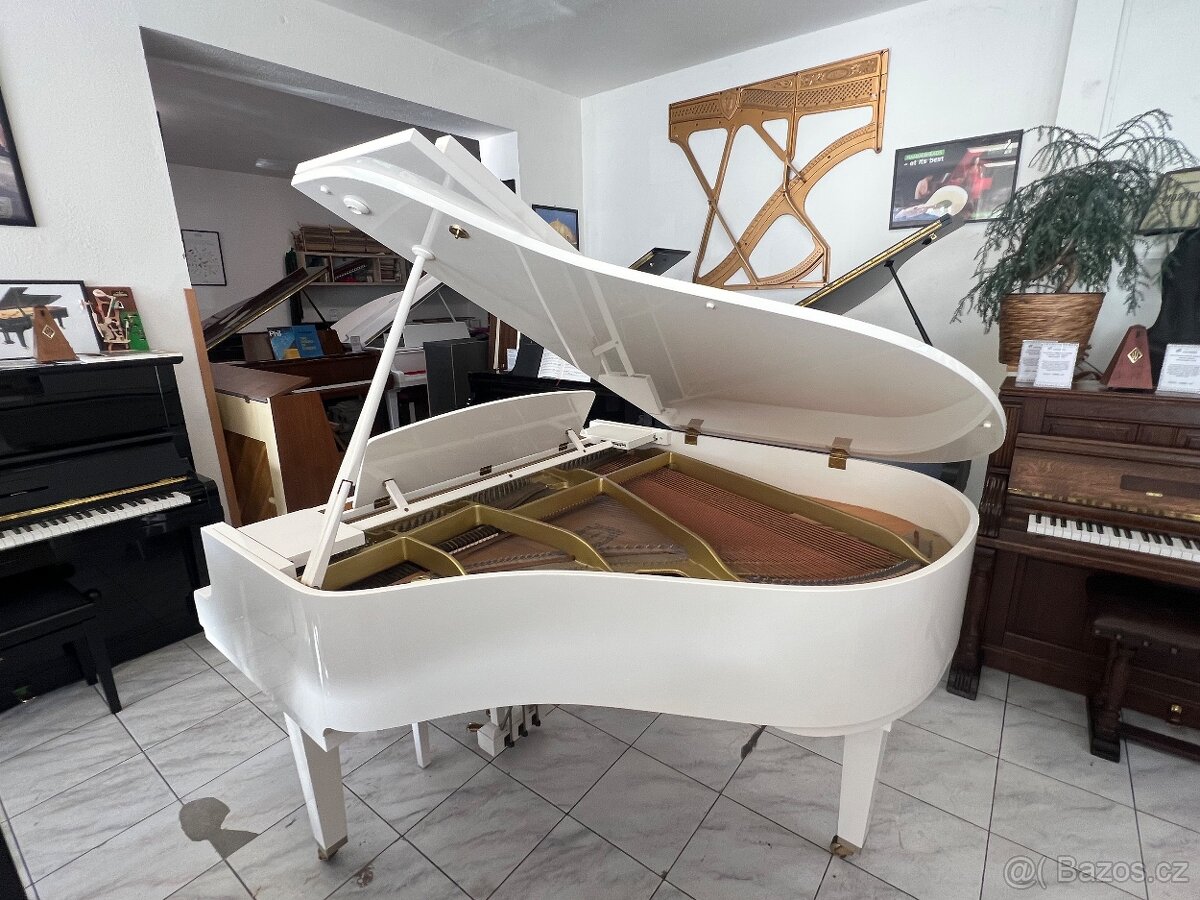 Japonský klavír Yamaha se zárukou 5 let. Doprava zdarma - 7
