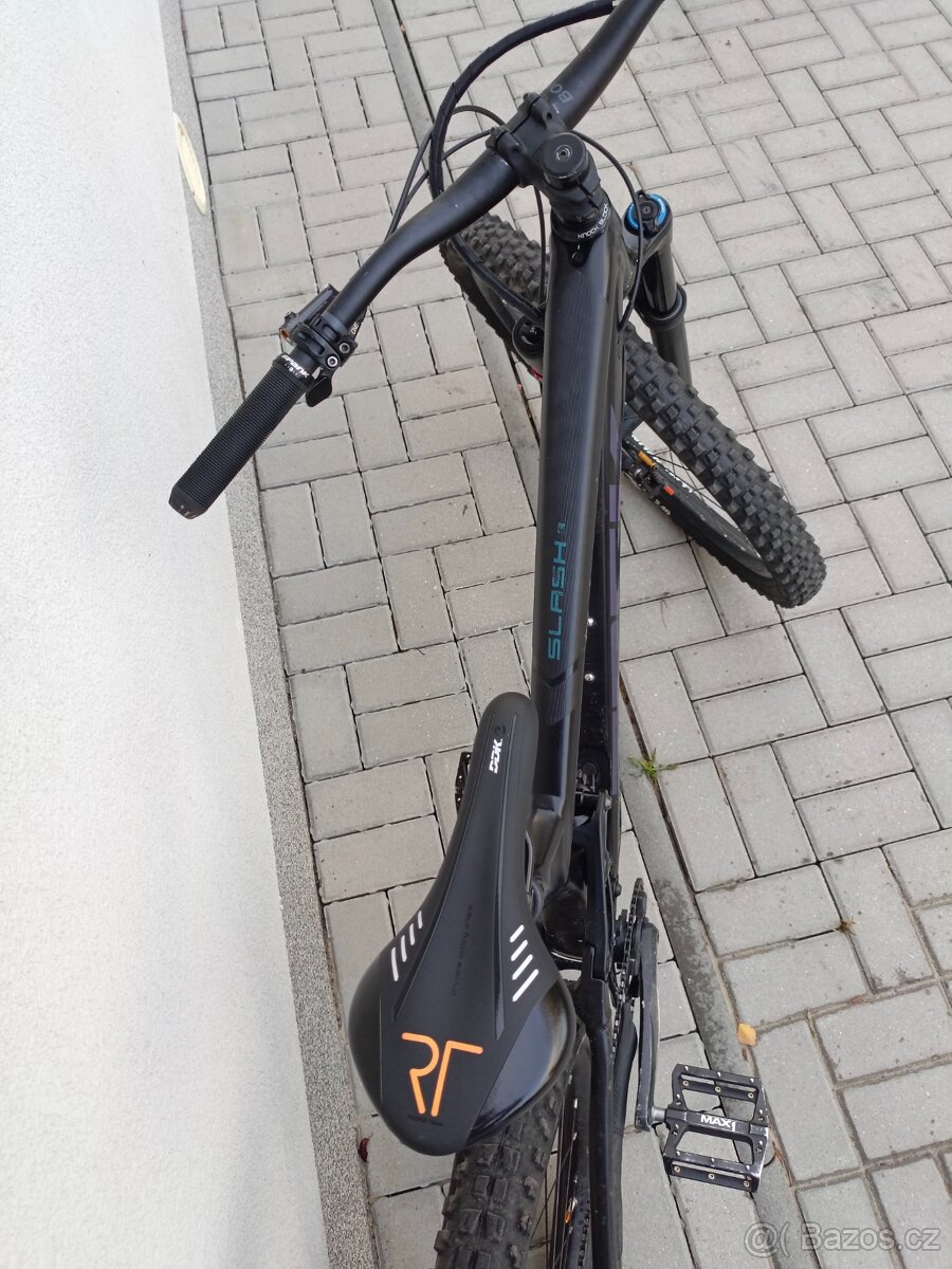 Trek Slash 8 - 7