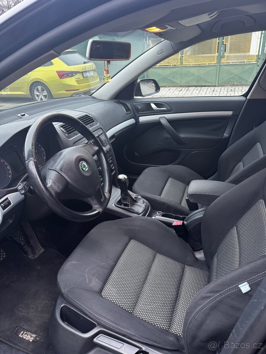 Škoda octavia II - 7