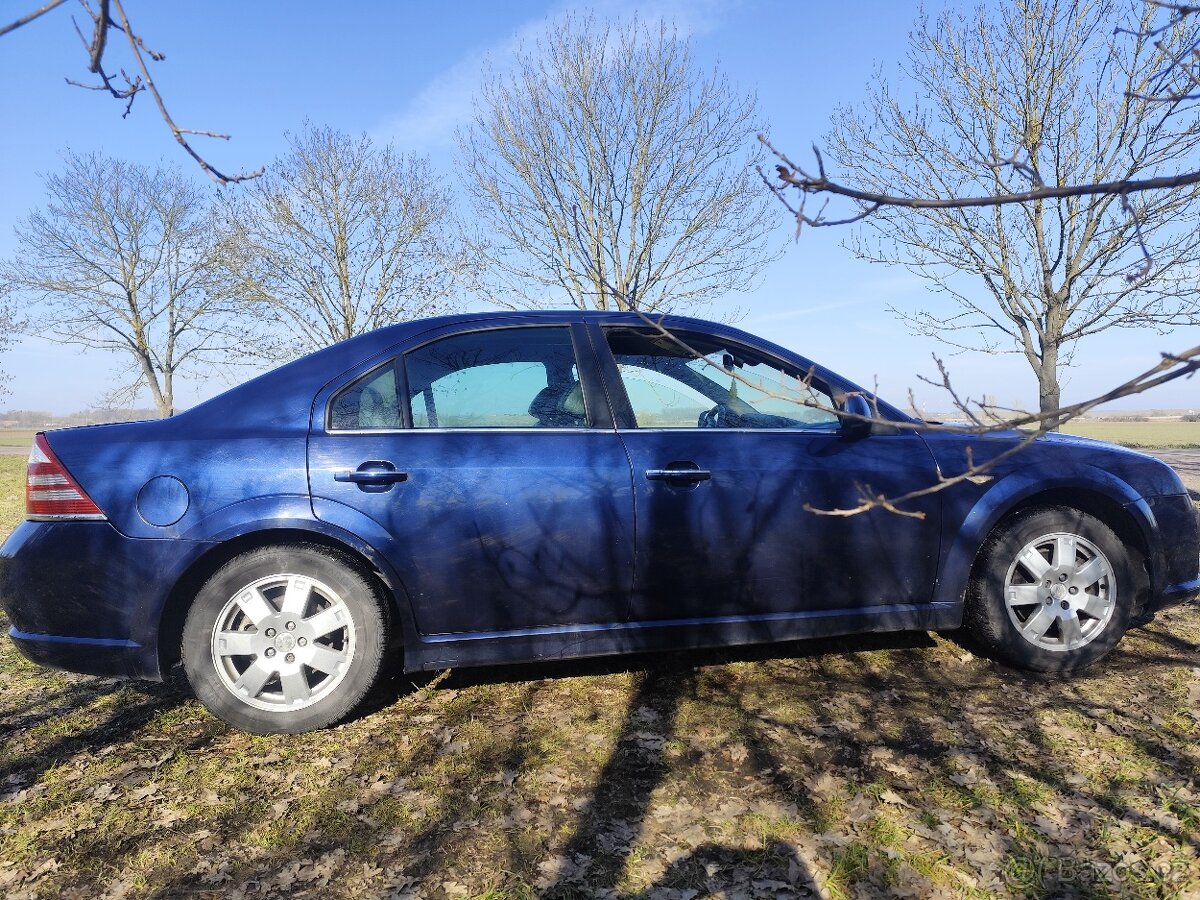 Mondeo mk3 2.2 114kw St-packet sedan - 7