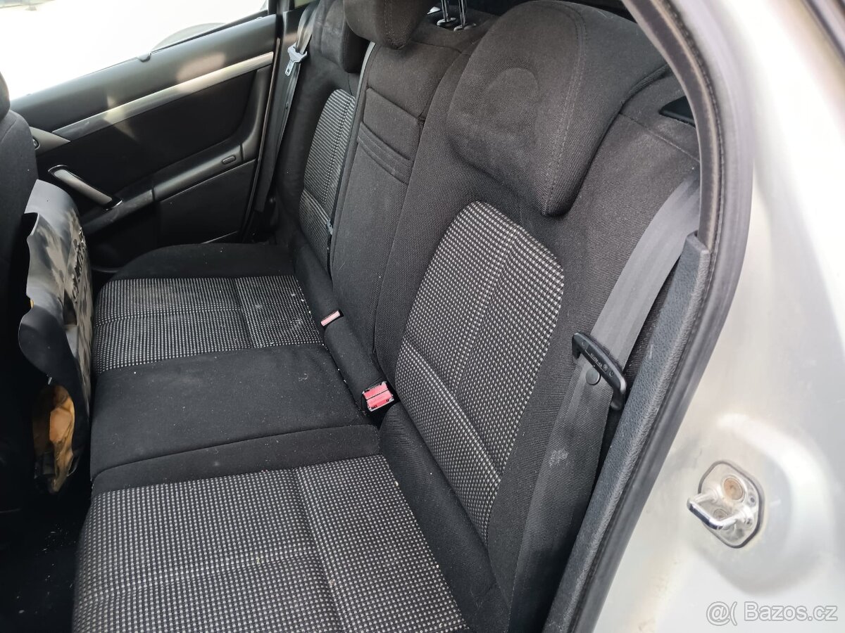 Peugeot 407 č. B1909 - 7