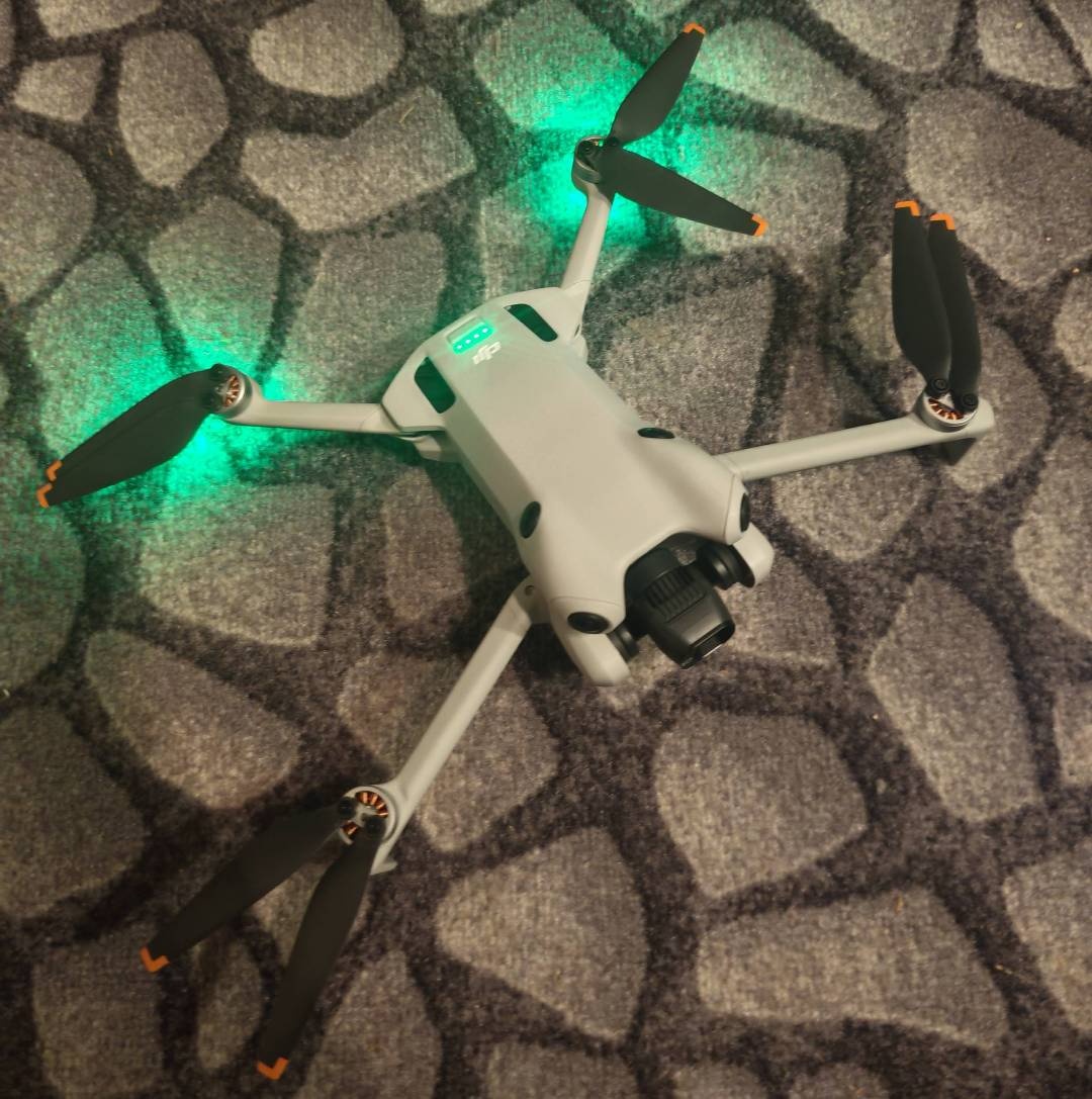 DJI Mini 4 Pro Fly More Combo + DJI RC 2 - 7