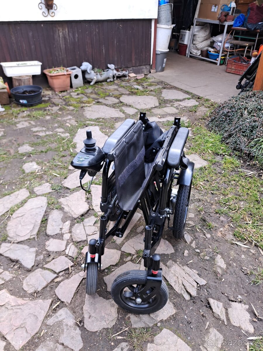Elektrický invalidní vozík - 7