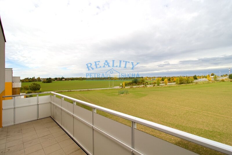 Prodej bytu 2+kk, 40,3m2, Farkašova ul., Praha - Kyje - 7