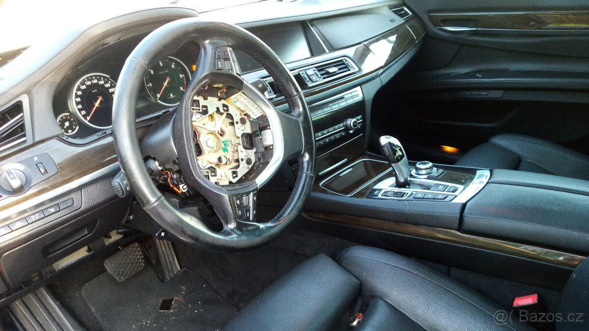 Náhradní díly z BMW 750d LCI - 6WB softclose LOGIC7 LED - 7