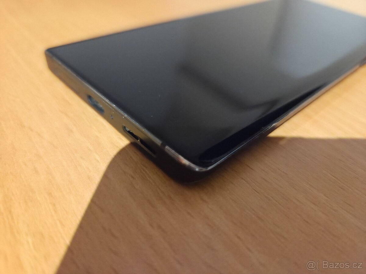 Motorola Edge 30 Ultra 12/256 GB + 125 W nabíječka+kryt - 7