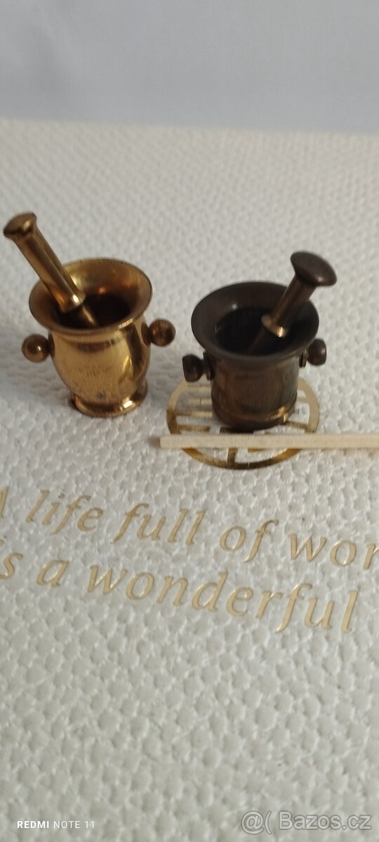 Mosazné miniaturky cca 11ks - 7