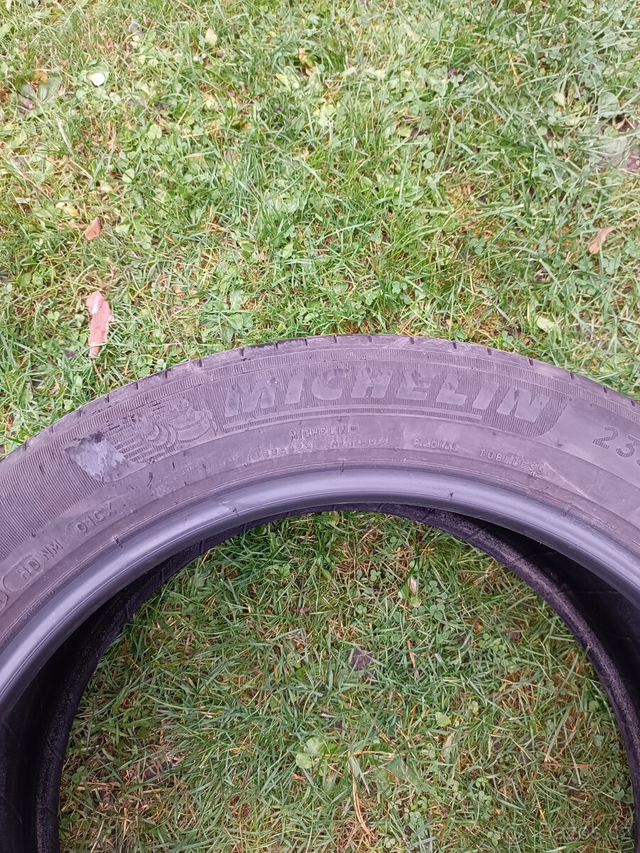 Pneu Michelin - 7