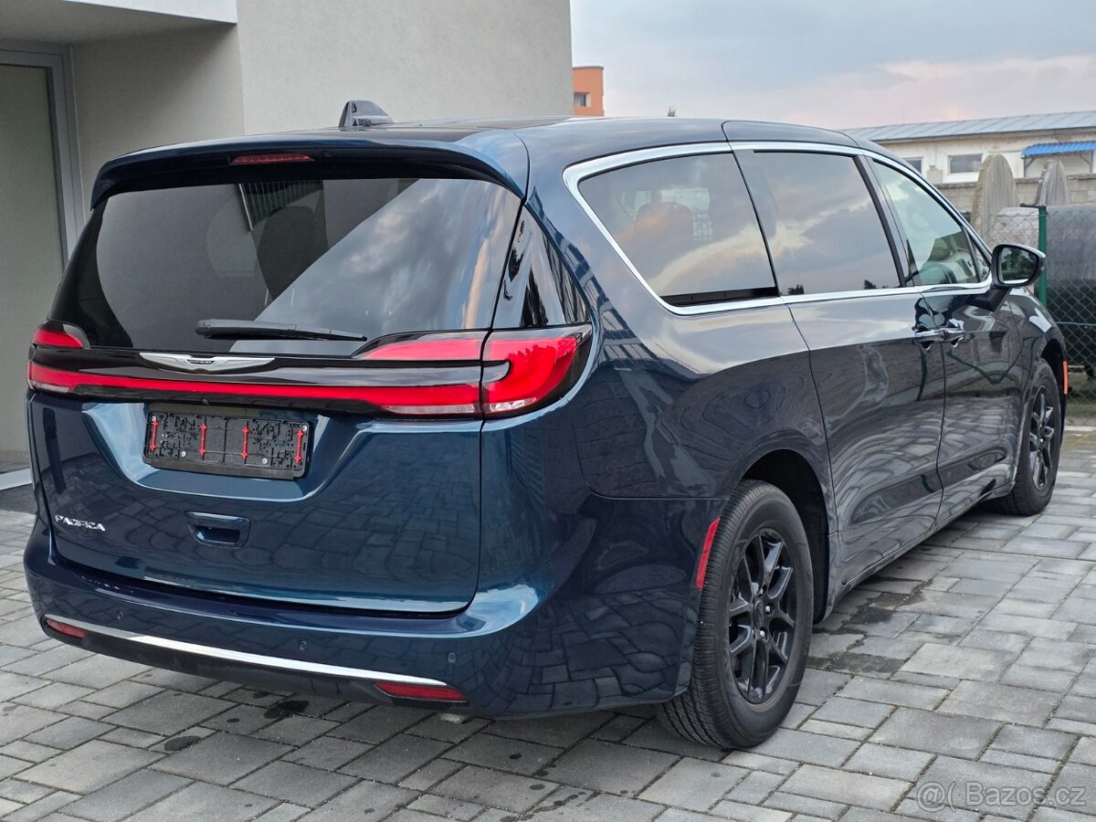 Chrysler Pacifica 3.6L V6 7 miest Radar DPH 2023 - 7