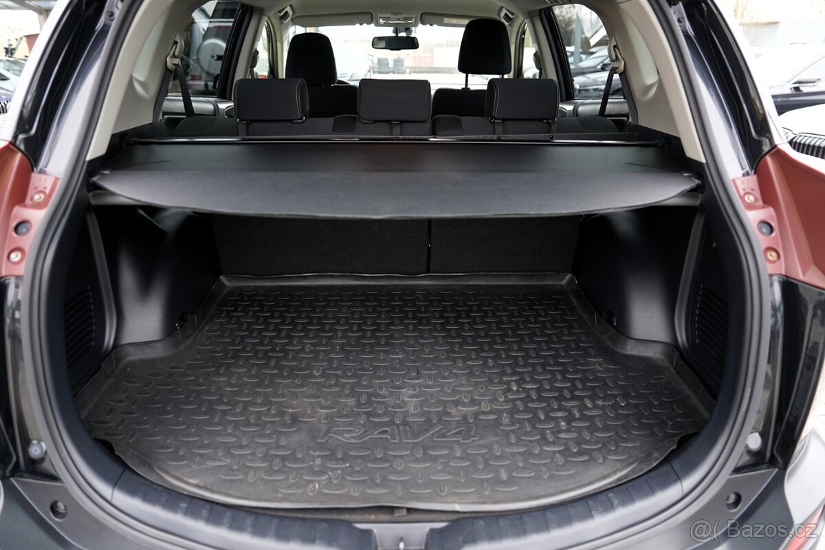 Toyota Rav4 2.0D-4D, 125 PS, 4x4, navi, man. - 7