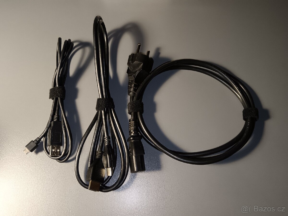 PlayStation 4 PRO - 7