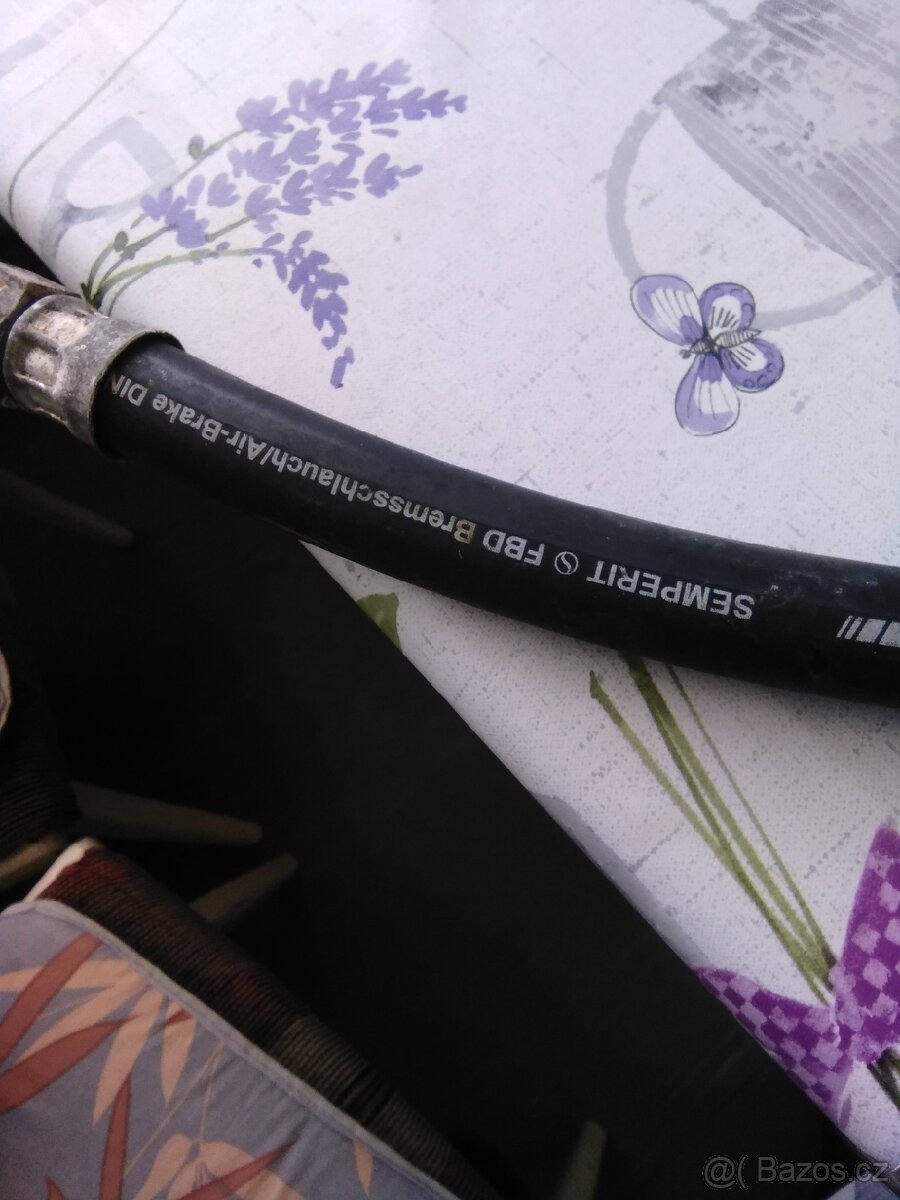 Prodám náhradní díly T815 - 7