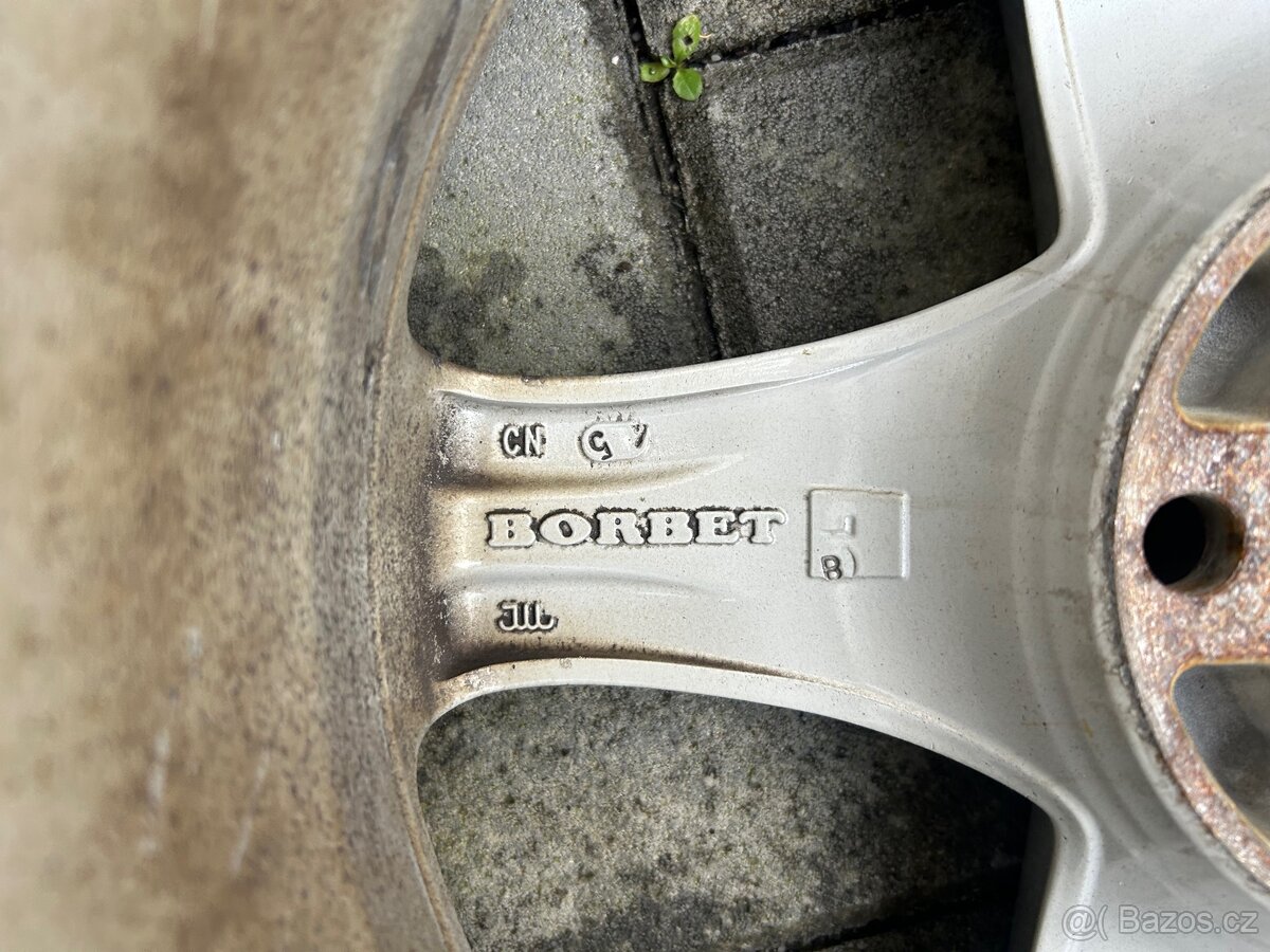 Sada zimních kol Škoda Superb 6,5Jx16 - 7