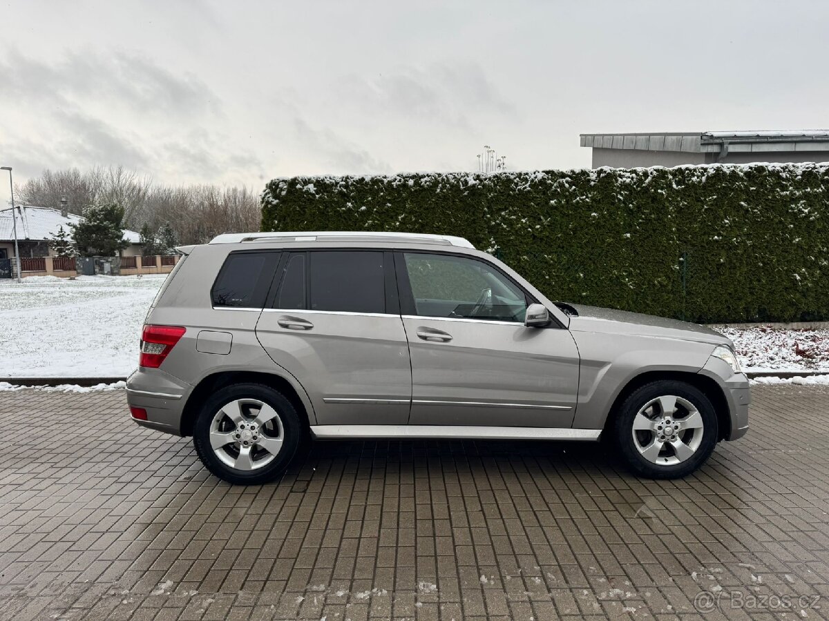 Mercedes-Benz GLK 320CDi 165KW 4Matic Rok 2009 - 7