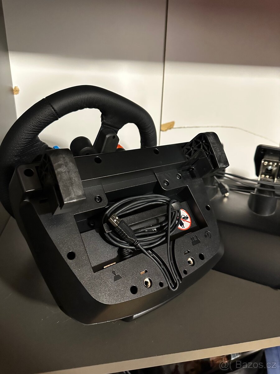 Logitech G29 - 7