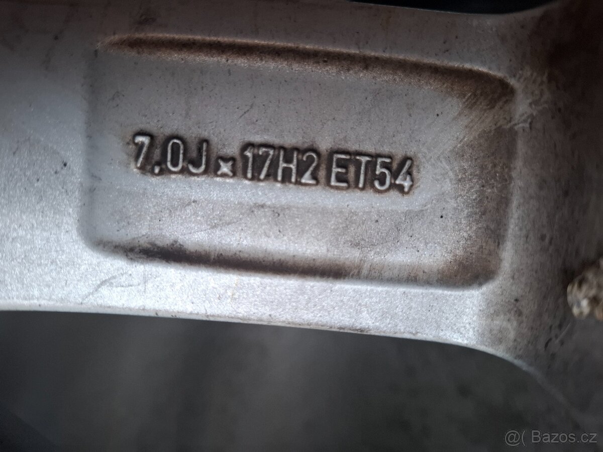 Alu kola 17" VW Porto rozteč 5x112 s pneu 225/45R17 - 7