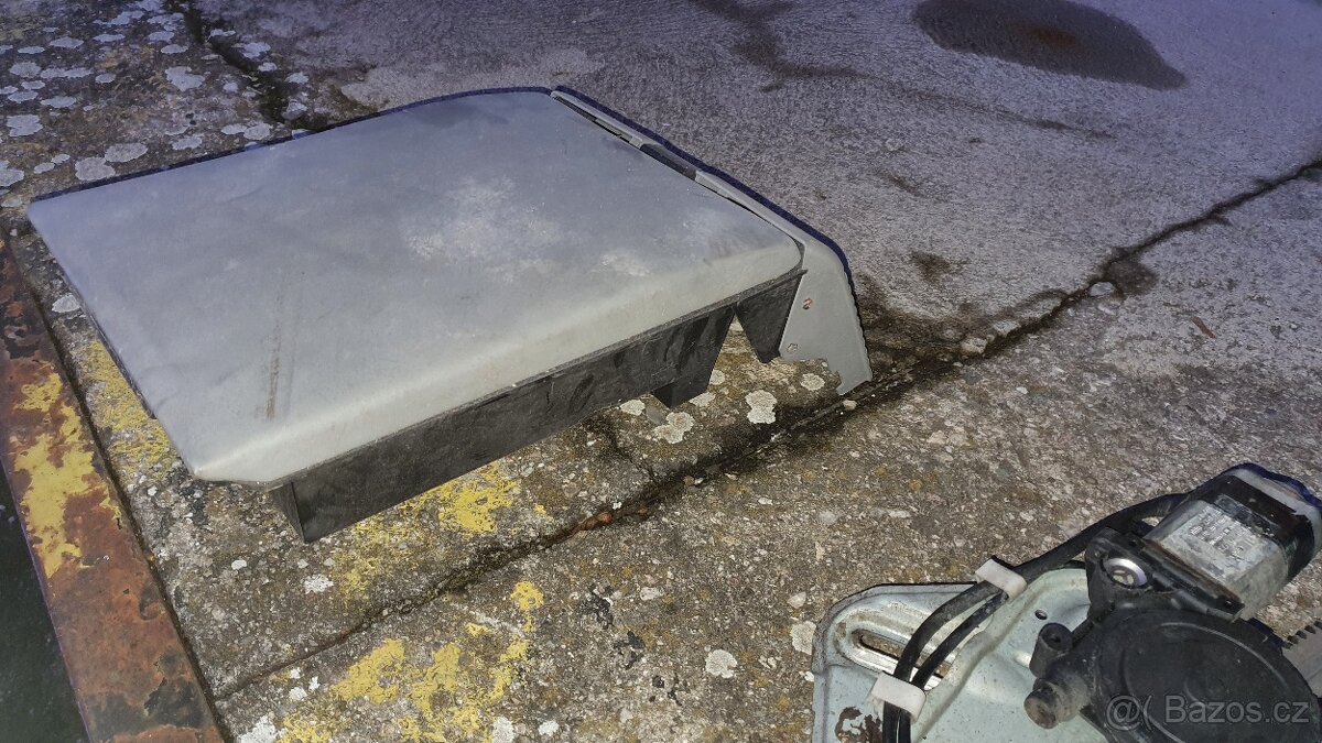 Palubní deska bmw e31 a další - 7