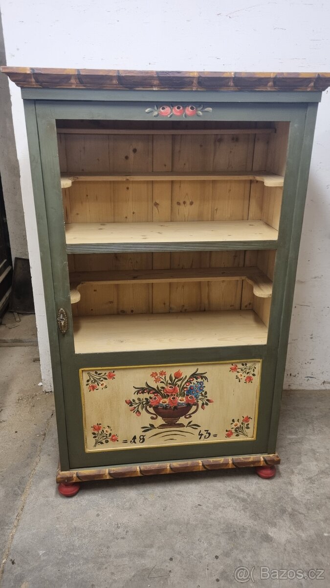 Malovaná vitrína - 7
