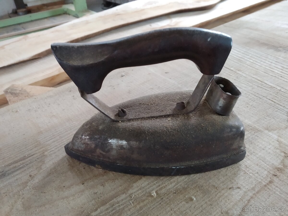 Staré žehličky - 7