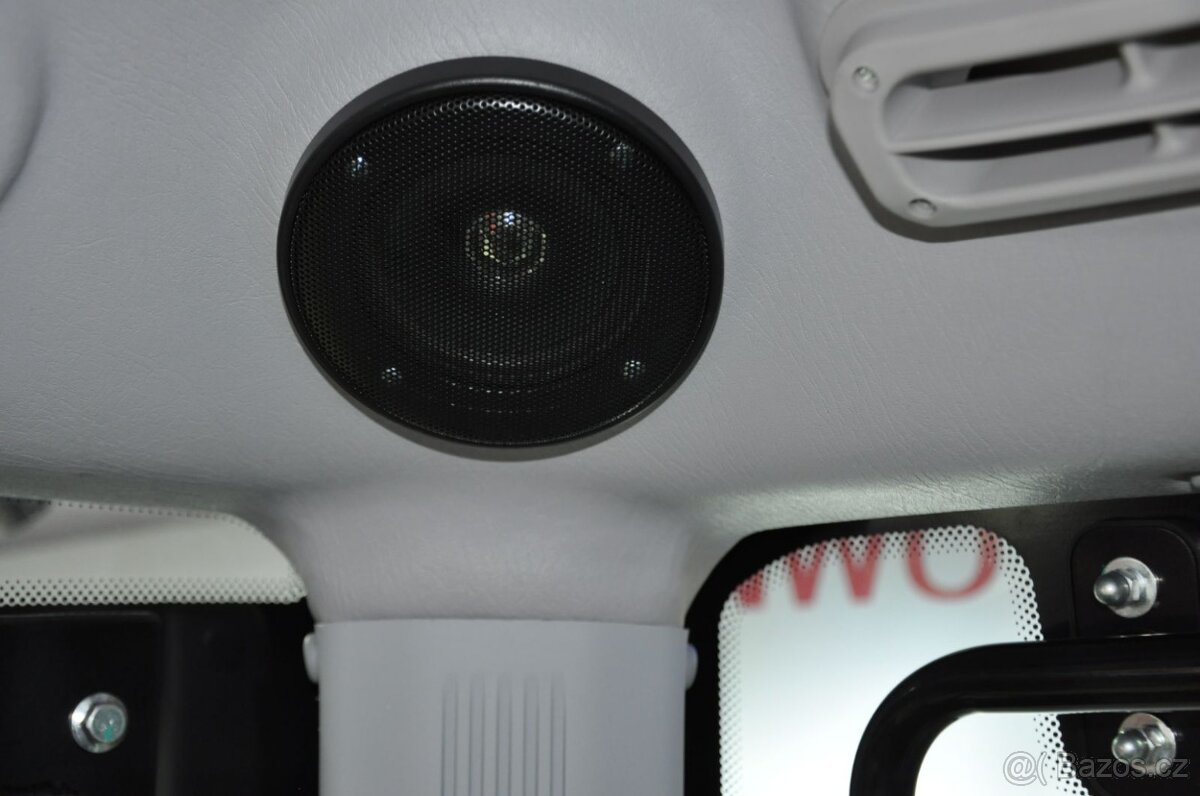 Traktor HANWO HWE 704 C, STAGE V, 4 válcový motor Víčko - 7