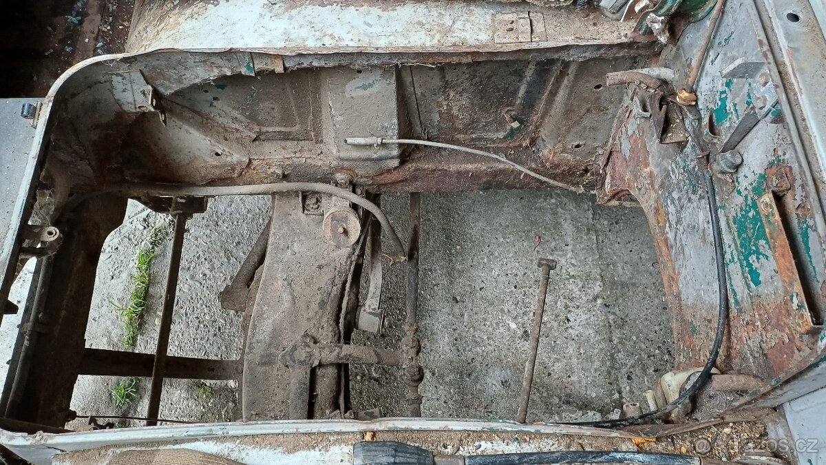 Škoda 1203 zo šiltom - 7