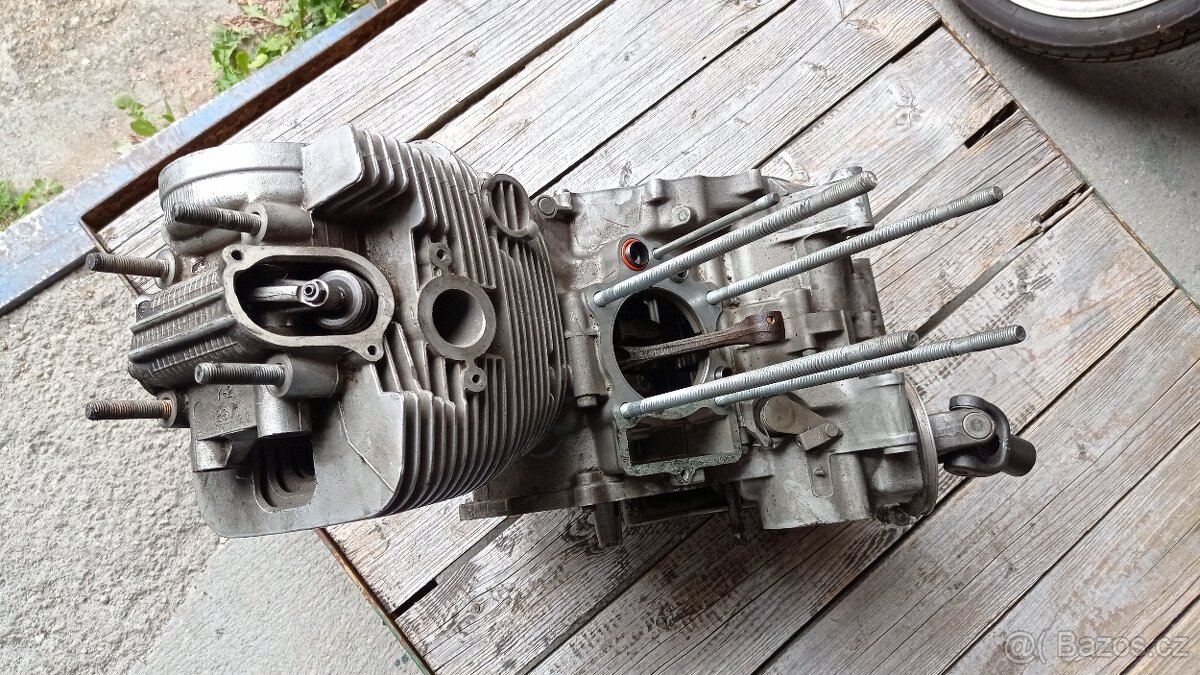 motor Yamaha Virago 535 - 7