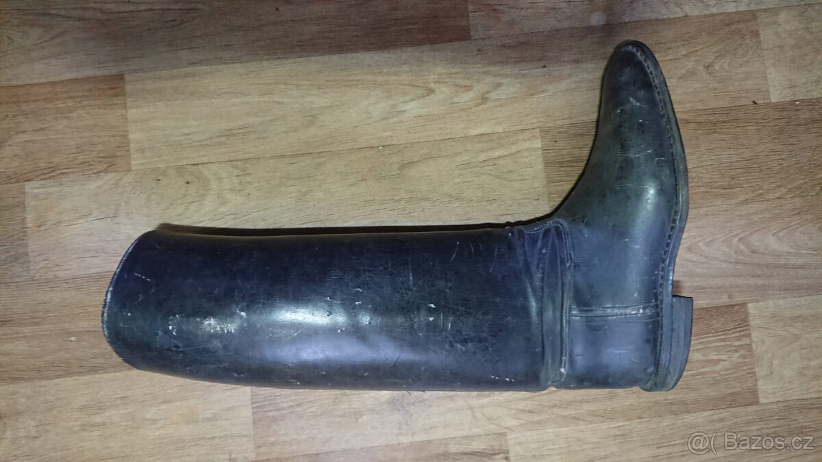 Stare jezdecke holinky - 7